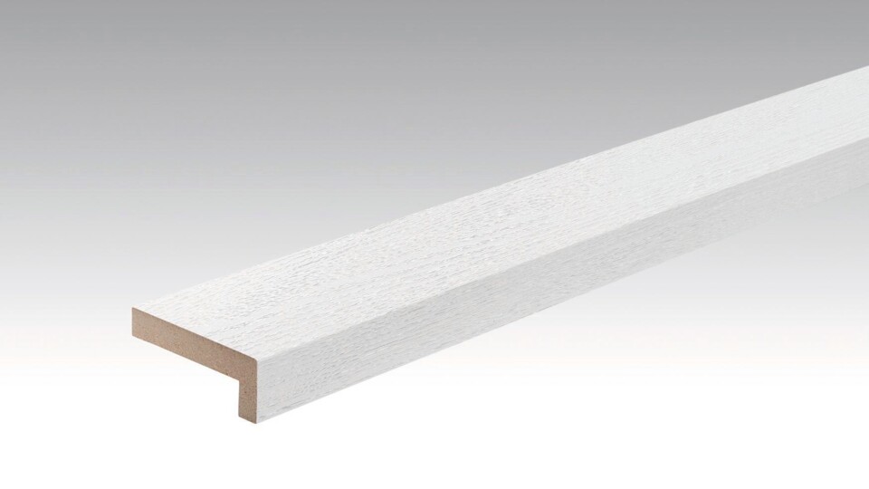 Angled cover moulding White ash 20098